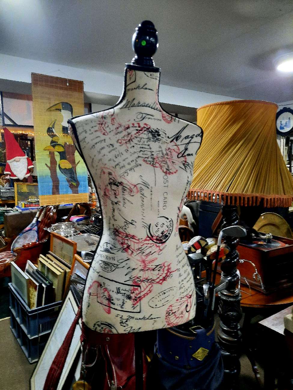 Wish I could've got it! Vintage mannequin bought at Second Abbey for €65.00