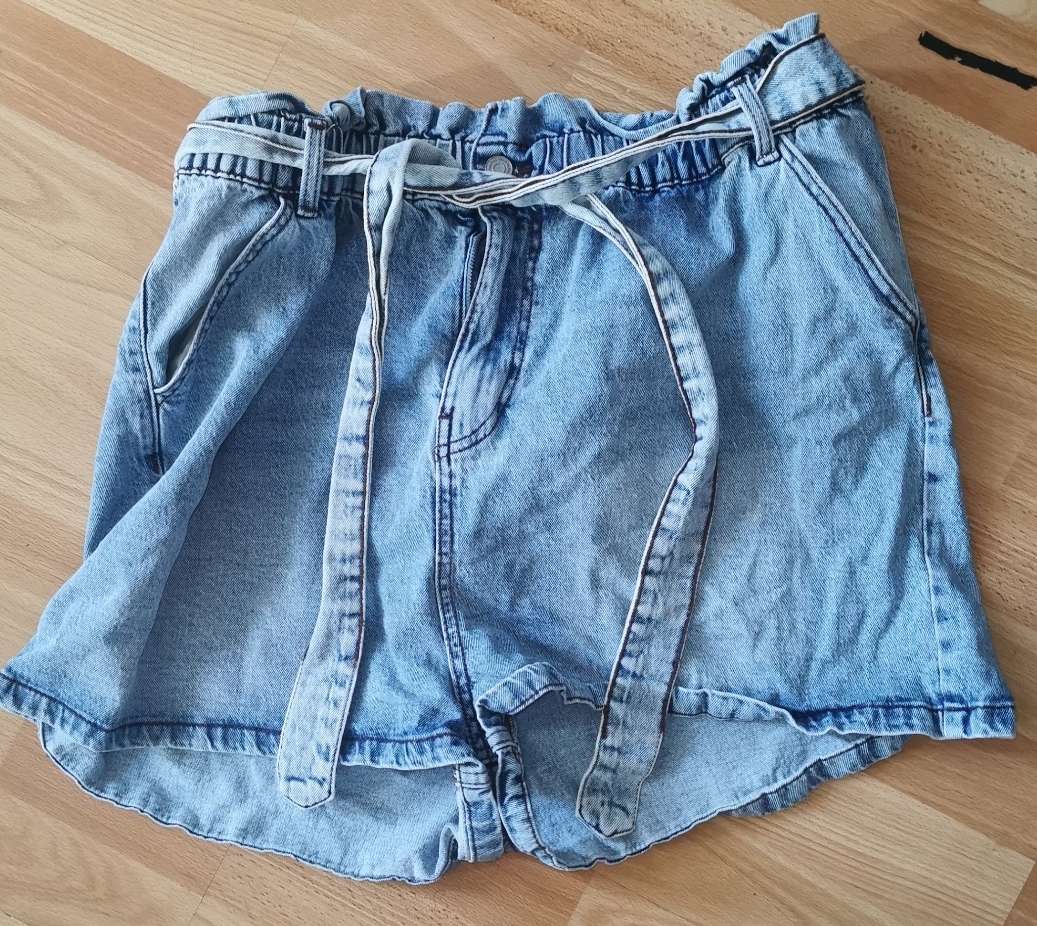 Super cute shorts bought at British Heart Foundation for £2.00