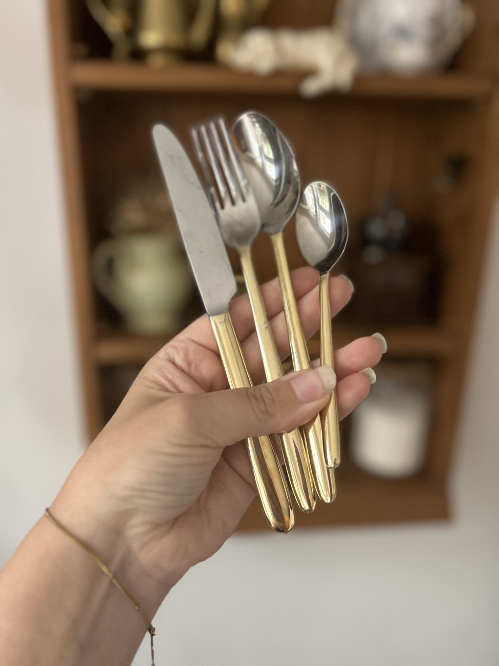 Full cutlery set, 8 of each product bought at The Salvation Army for £6.00