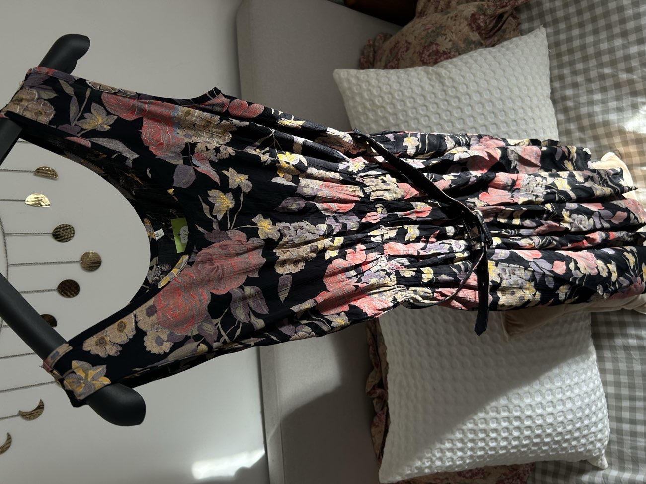 Vintage belted dress with pockets product bought at Rowans Hospice Cosham Emporium for £7.00