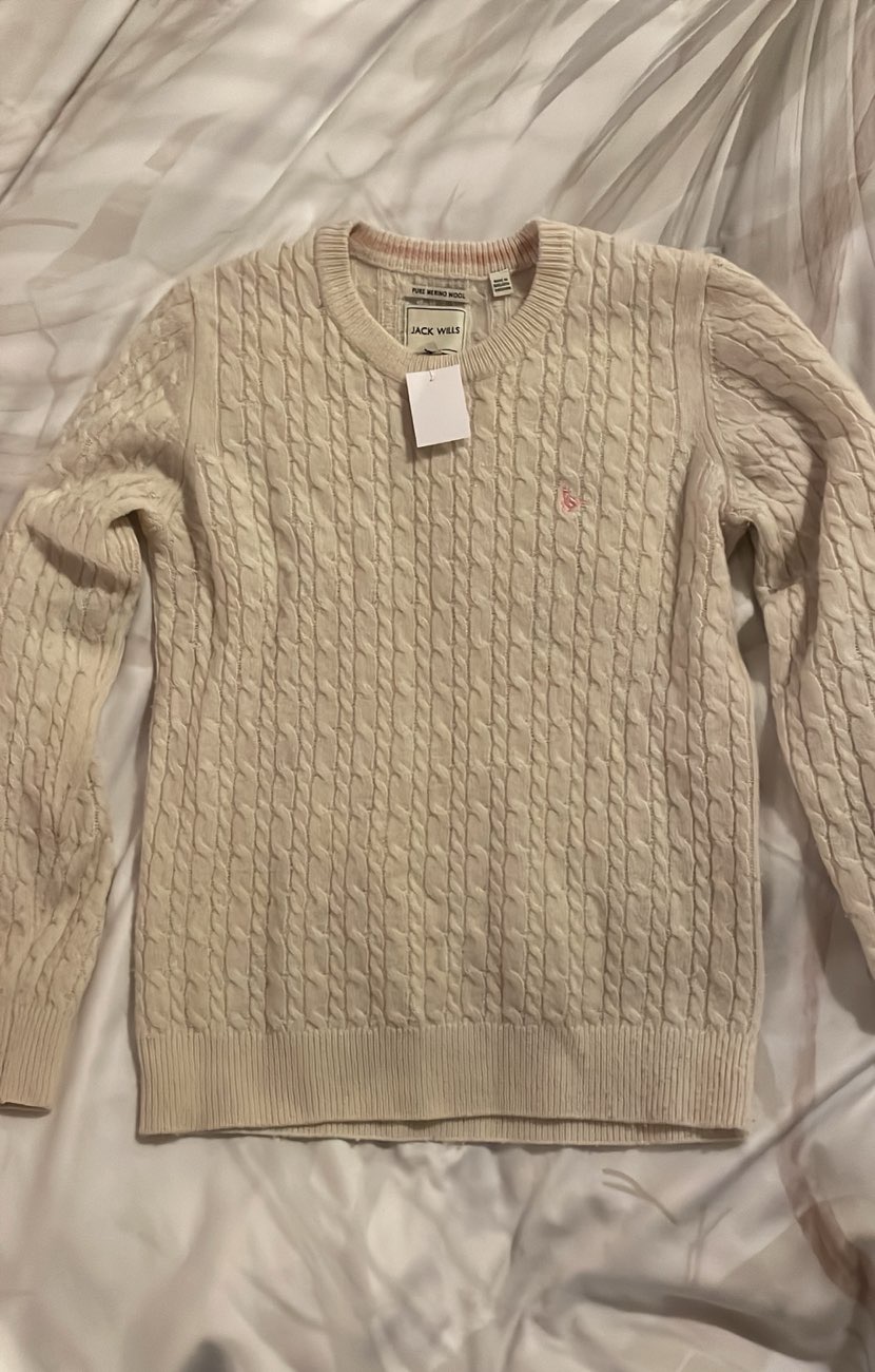 Jack wills pink and white jumper π bought at CRY shop for Β£7.00