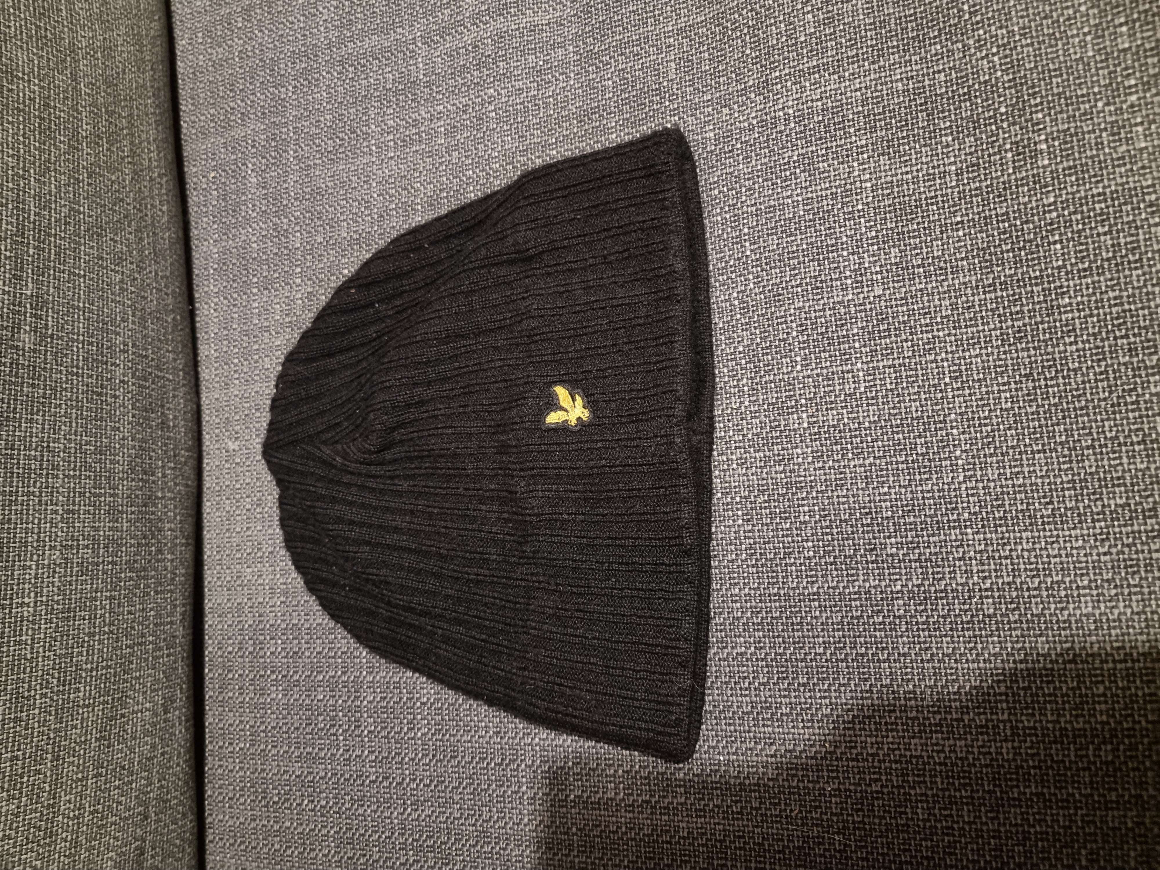 Lyle&Scott Beenie bought at British Red Cross for £1.00