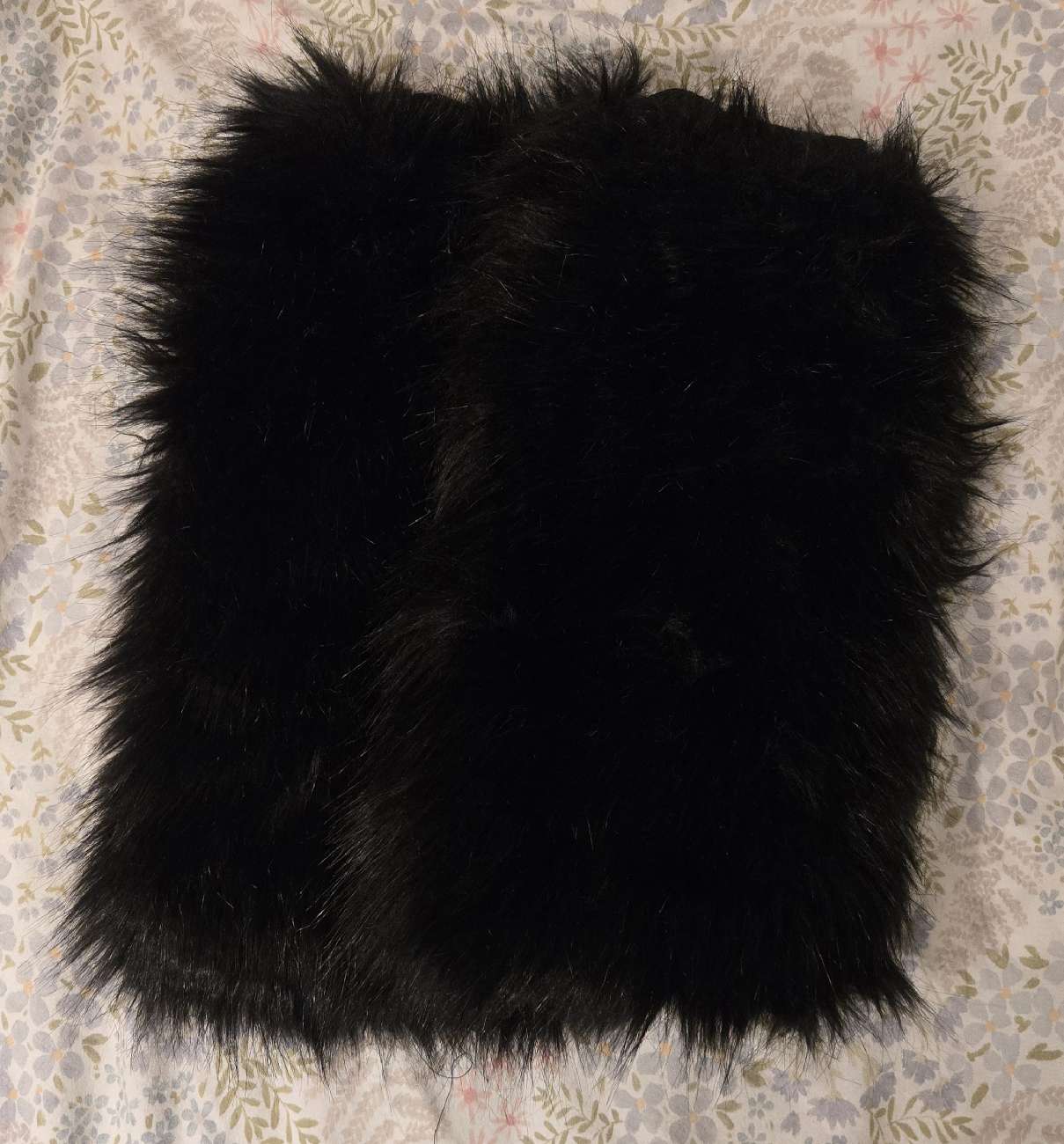 fluffy leg warmers!!! bought at Briggsys Arcade Emporium for £4.00