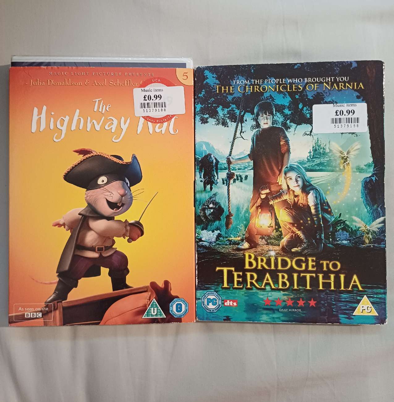 The Highway Rat (still sealed) and Bridge To Terabithia (raised/3D slip cover) :] bought at Oxfam Shop for £1.98