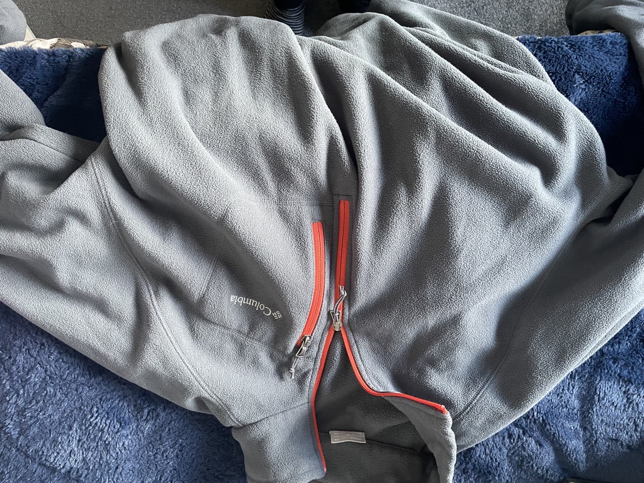 Like new Columbia quater zip product bought at Great Western Air Ambulance Charity - Yate Shop for £7.00