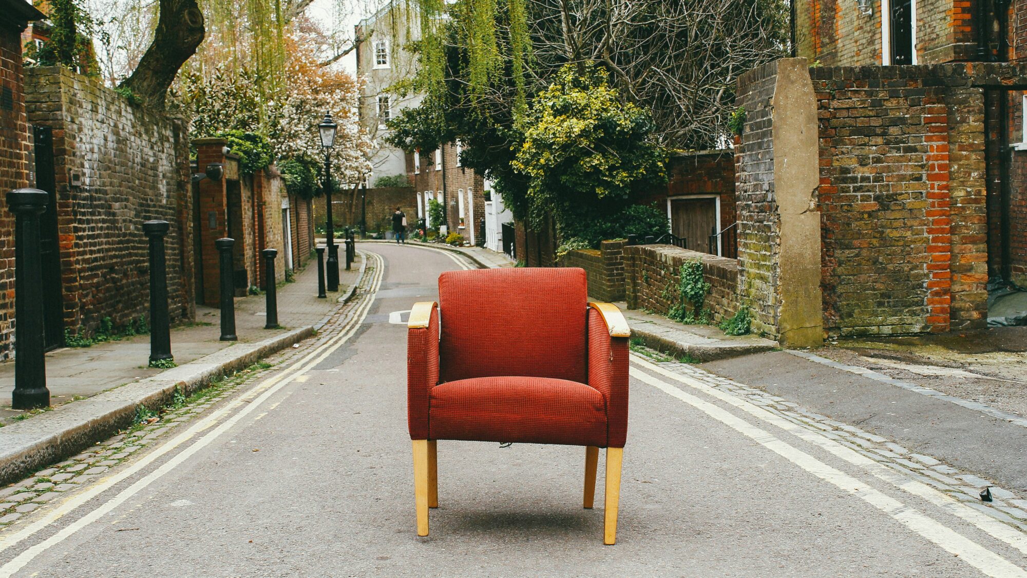 Furnish Your Flat for Free: 7 Tips to Score Pre-Loved Furniture in London