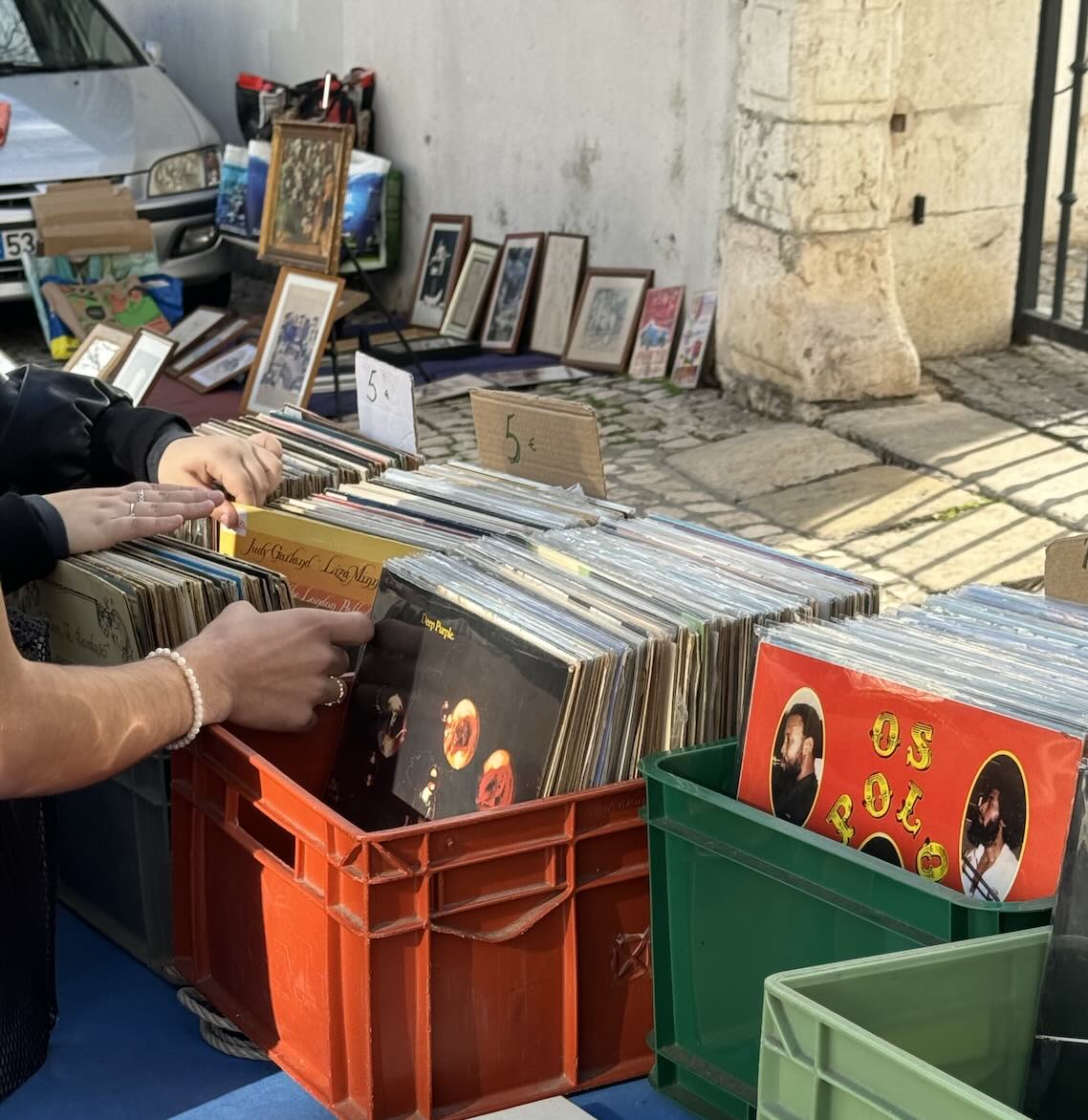 How to Find Gems When You Visit a Car Boot Sale